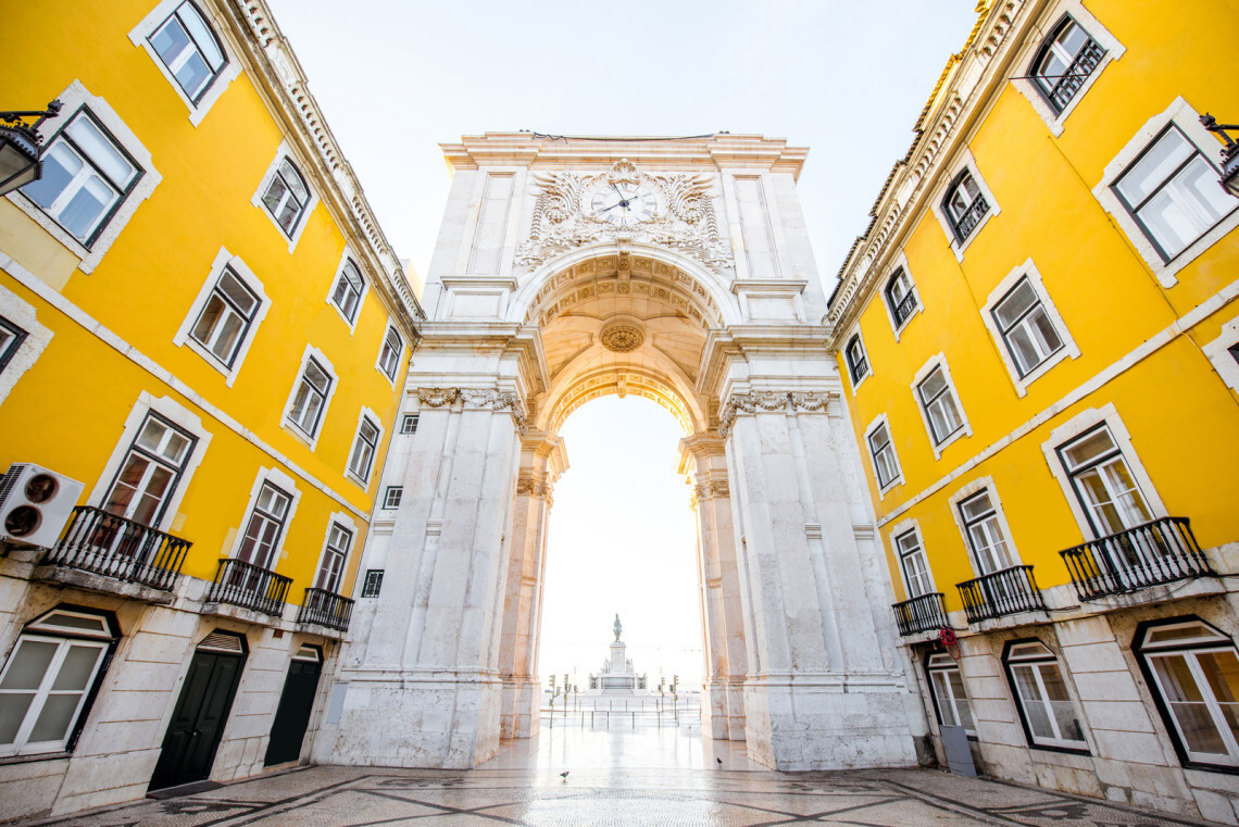 1667839244-lisbon-hr